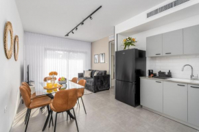 2BDR W parking shirat haneviim - Mamilla Area sea-u jerusalem